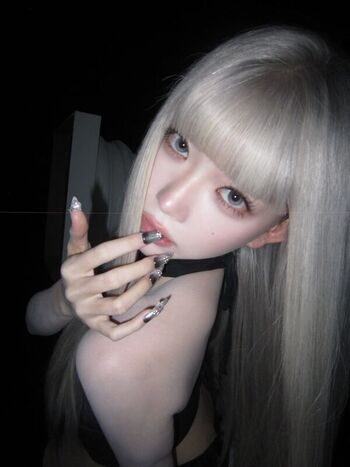 WomenK-pop