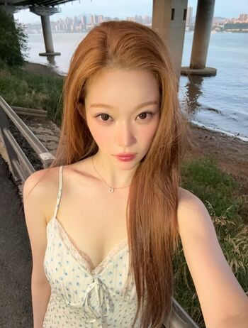 Full leaked Womenk pop page private onlyfans photo