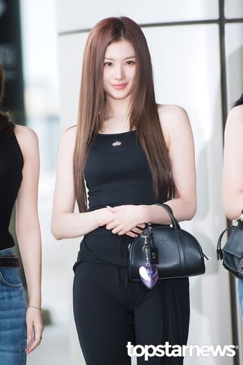 WomenK-pop