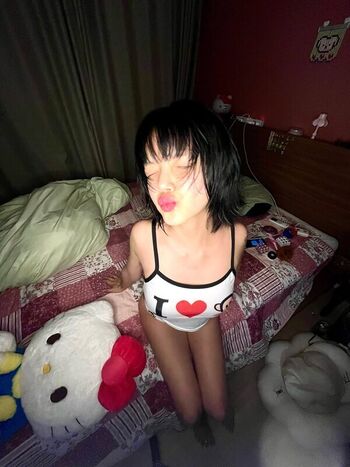 Full leaked Womenk pop private onlyfans photo
