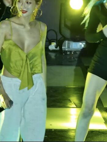 Full leaked Womenk pop private onlyfans photo
