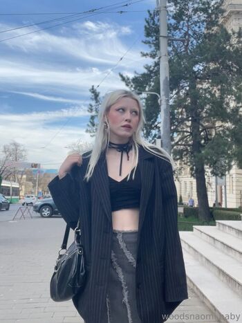 Full leaked Woodsnaomi page private onlyfans photo