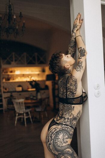 Full leaked Wrobelek private onlyfans photo