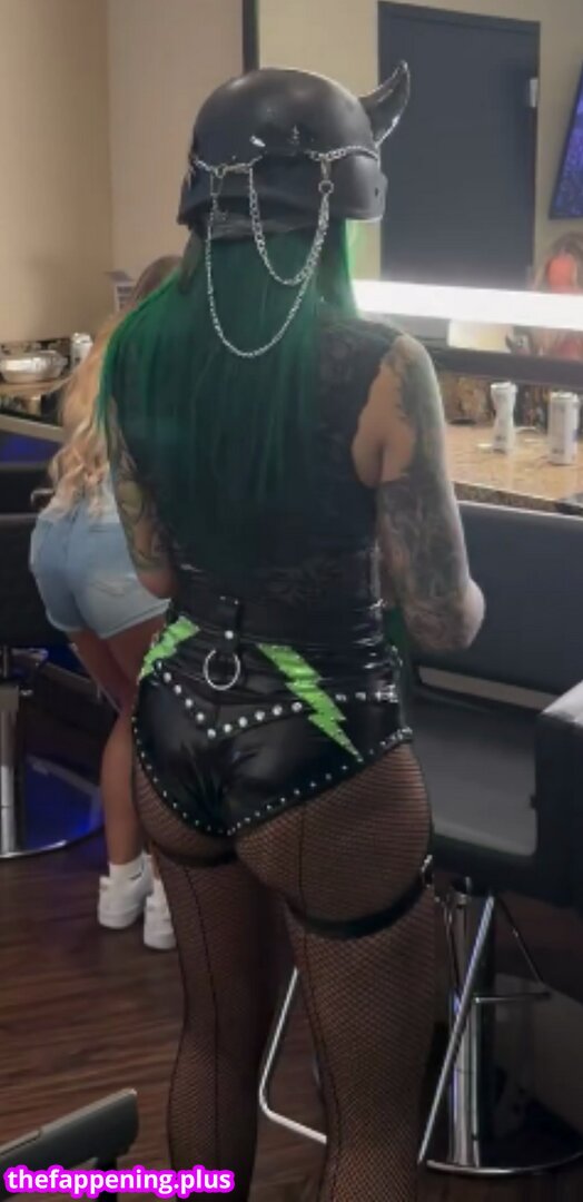 Shotzi Blackheart / ShotziWWE / WWE Shotzi Nahá OnlyFans fotografie #420