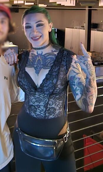 Full leaked Wwe shotzi page private onlyfans photo