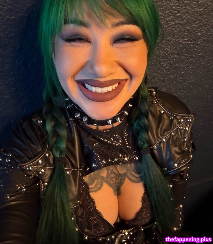 Shotzi Blackheart / ShotziWWE / WWE Shotzi Foto OnlyFans Nua #491