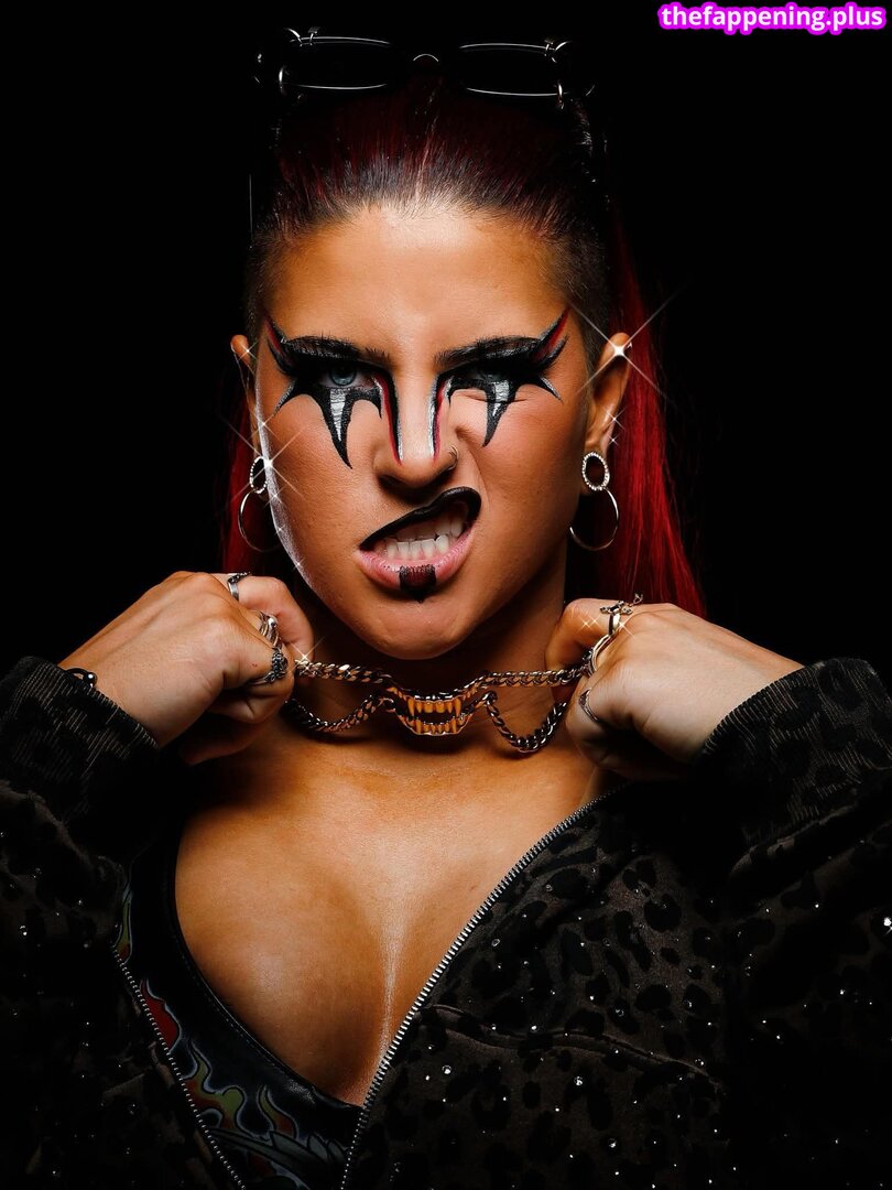 SolRucaWWE / Wwe Sol Ruca / https: / solrvca Foto OnlyFans Nuda #86
