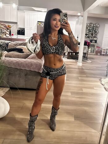 WWE Xia Li
