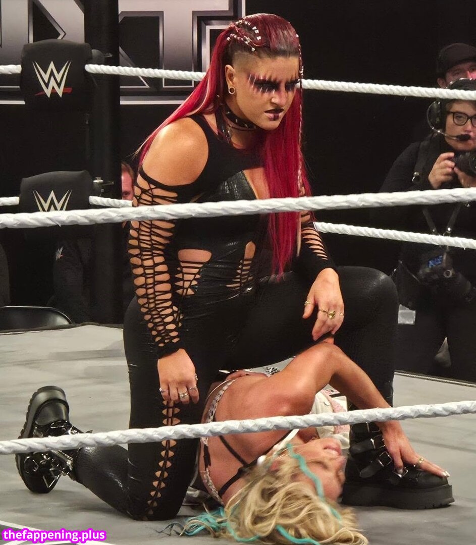 WWE Zaria / https: / zariawwe_ Foto OnlyFans Desnuda #92