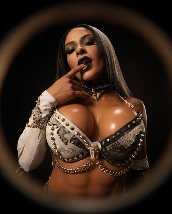 WWE Zelina Vega