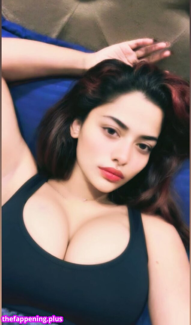 god.ess23 / wwildrosee Fotografie OnlyFans Dezbrăcată #44