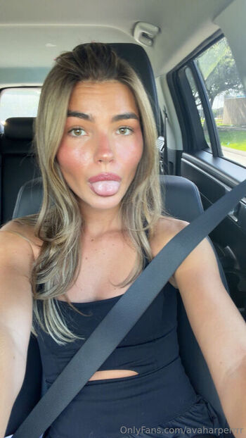 Full leaked Xavaharper private onlyfans photo