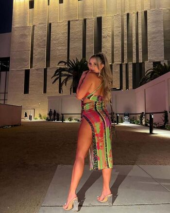 Full leaked Xchristiina private onlyfans photo