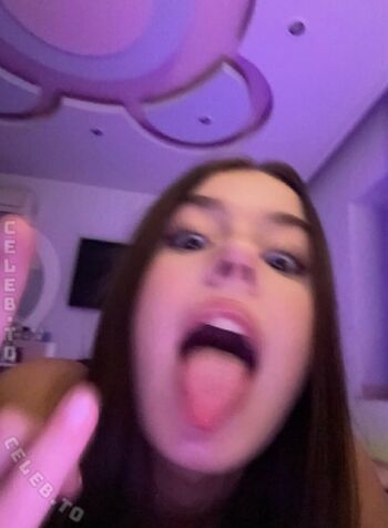 Full leaked Xdshka page private onlyfans photo