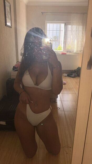 Xeniahelenaa