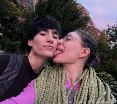 Full leaked Alyssamcapps/ private onlyfans photo