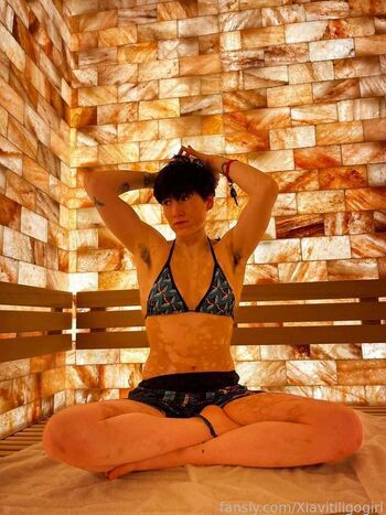 Full leaked Ayeisemi/ private onlyfans photo