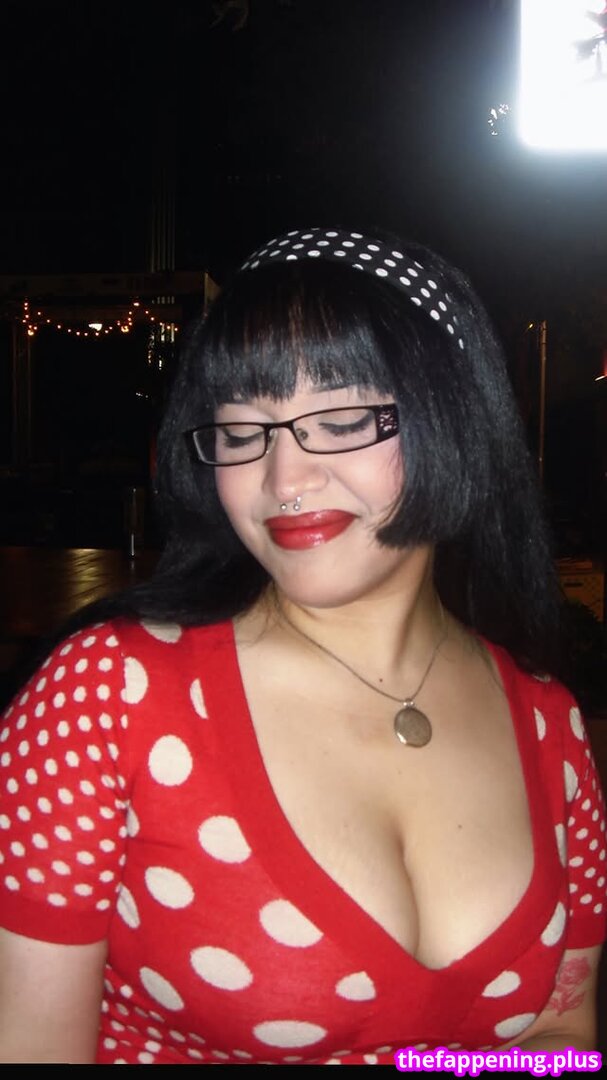 xiaolongbitch_