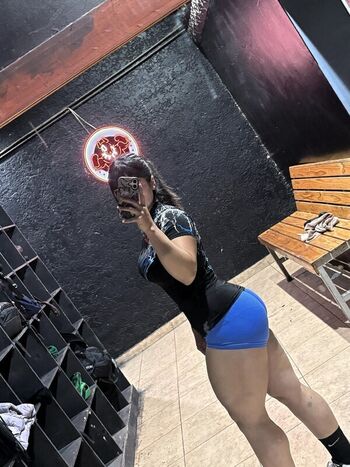 Full leaked Xinaxxiv page private onlyfans photo