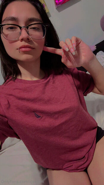 Full leaked Xjeeanx private onlyfans photo