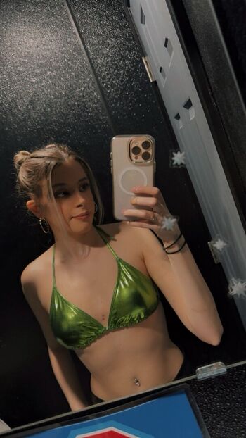 Full leaked Xmaggiepiazzax private onlyfans photo