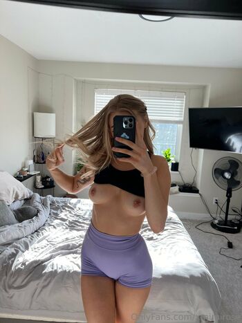 Full leaked Xmimirose private onlyfans photo