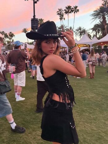 Full leaked Xochitl gomez page private onlyfans photo