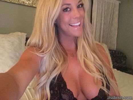 XOGisele