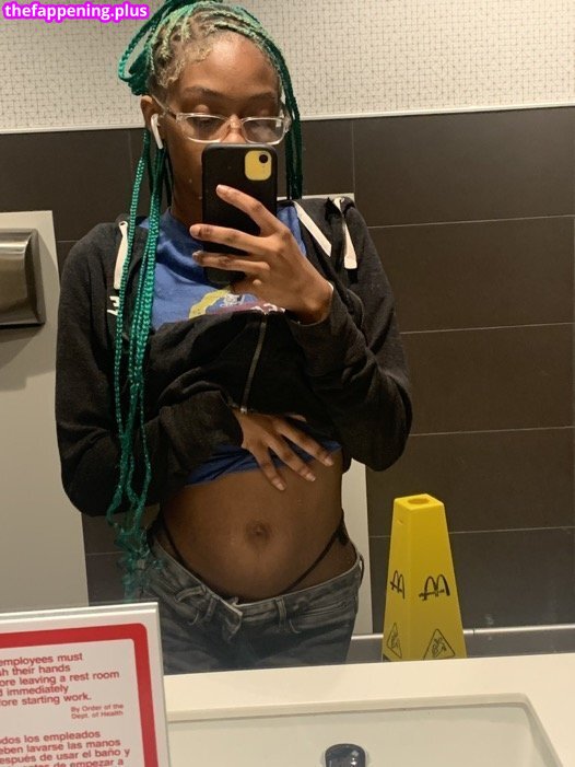 xx_zakiya / xxxmilk Photo OnlyFans Nu #3