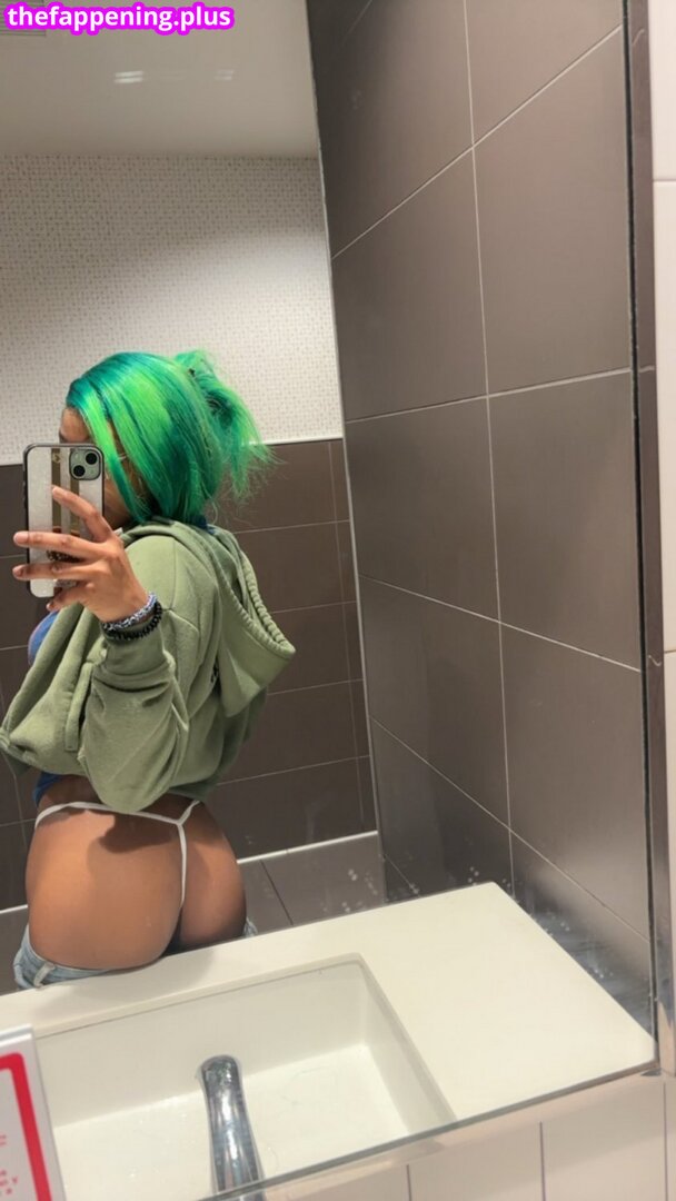 xx_zakiya / xxxmilk Naakte OnlyFans Foto #9