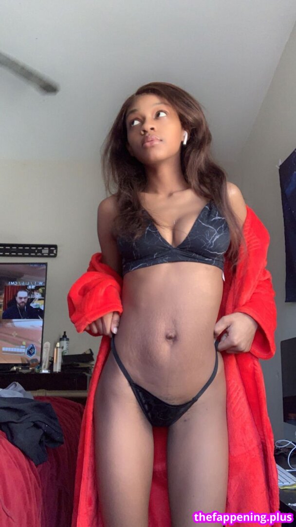 xx_zakiya / xxxmilk Nude OnlyFans Photo #23