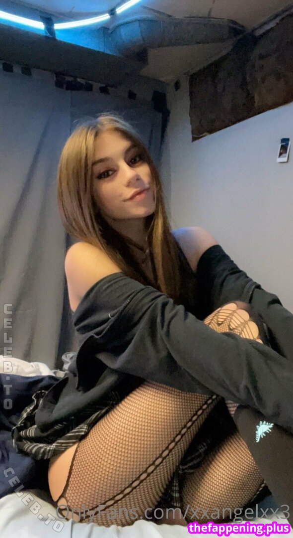 DaBrattyAngel / go.away.you.l0sers / https: / stop_stalking_me.69 / xxangelxx3 누드 OnlyFans 사진 #1