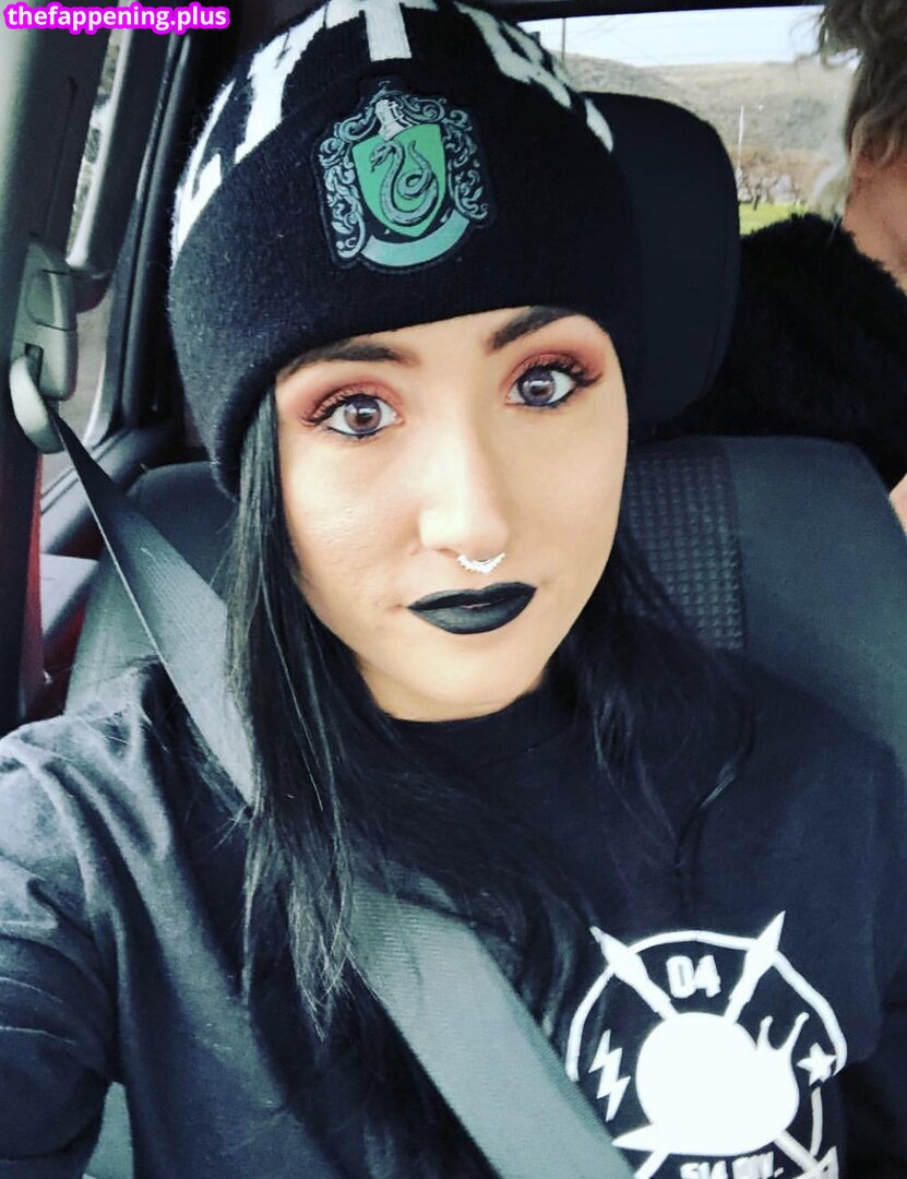CheshireKatx / lilgothraven / u13085533 / xxcheshire_kat Nude OnlyFans Photo #82