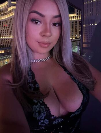 Full leaked Xxstefniiexx private onlyfans photo