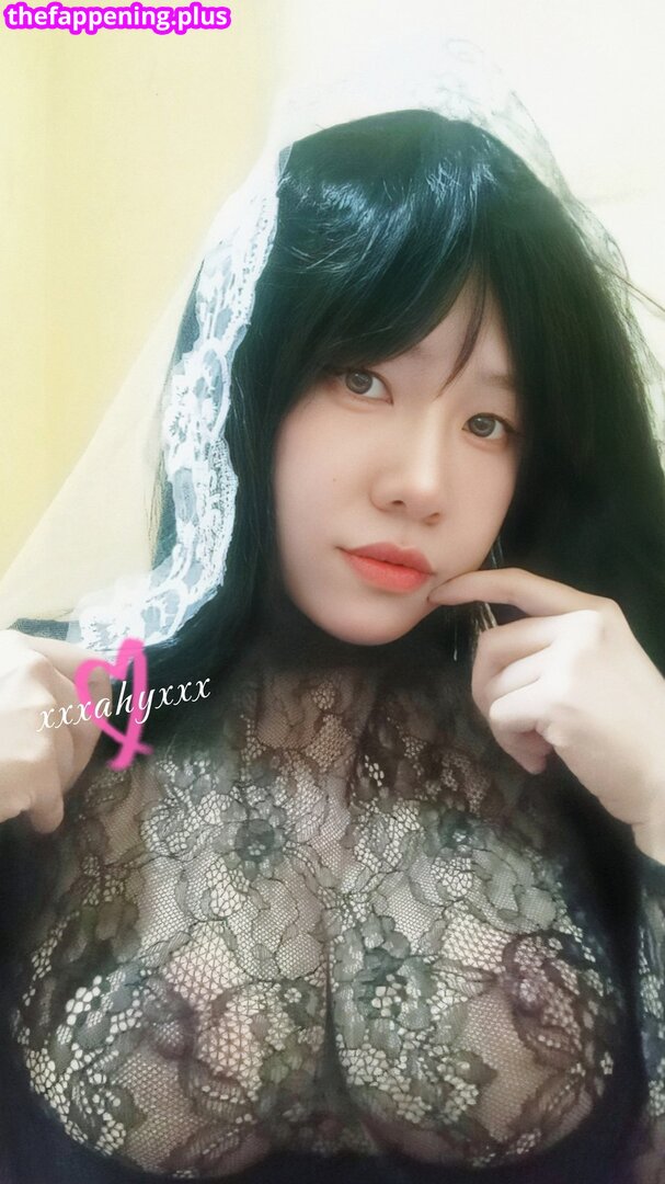 Agatha / xxxahyxxx 裸照OnlyFans照片 #2