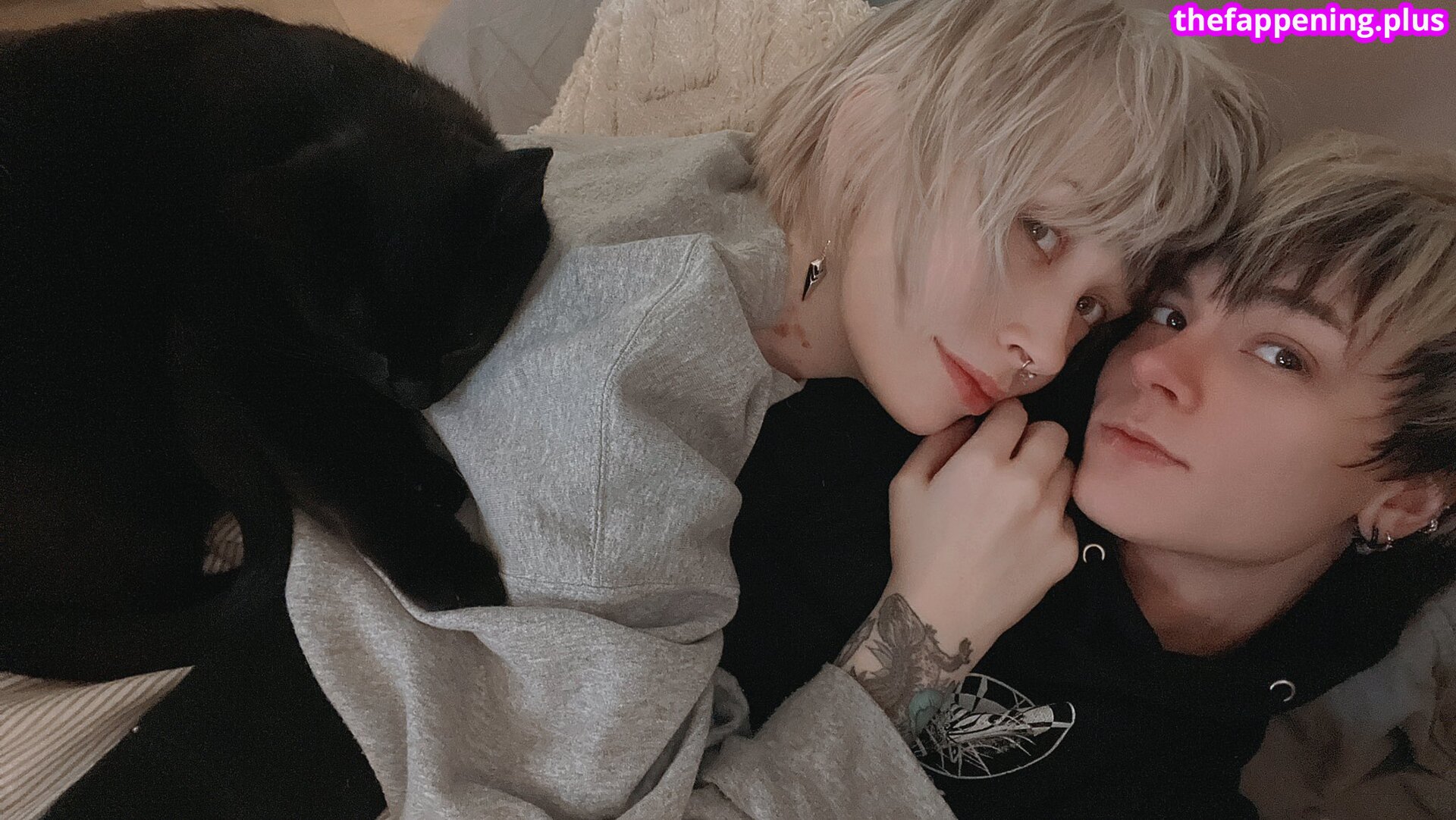 ASHEN / ashenxiii / xxxashen 누드 OnlyFans 사진 #2