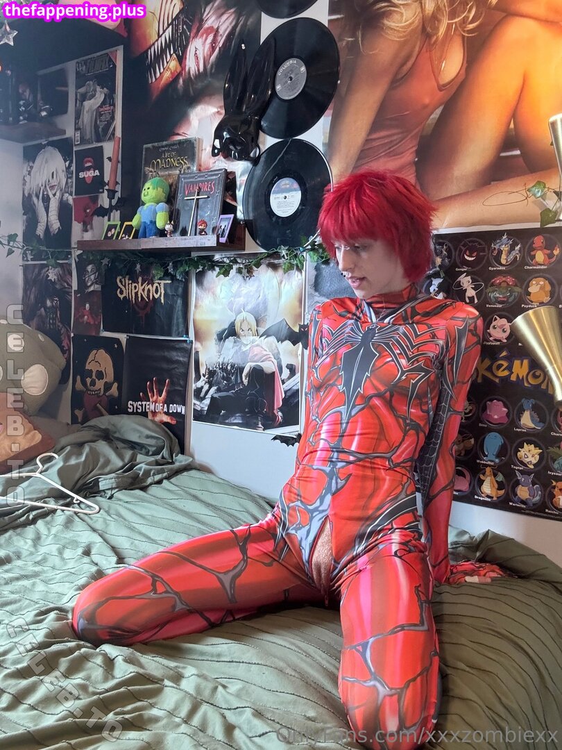 XXXZOMBIEZX / https: / xxxzombiexx Nacktes OnlyFans Foto #9