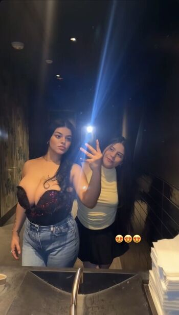 Full leaked Xyanely private onlyfans photo