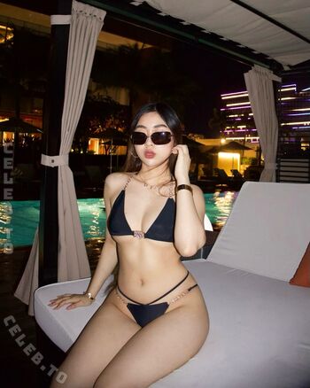 Full leaked Ykvuioni private onlyfans photo