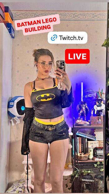 Full leaked Yaboielina private onlyfans photo