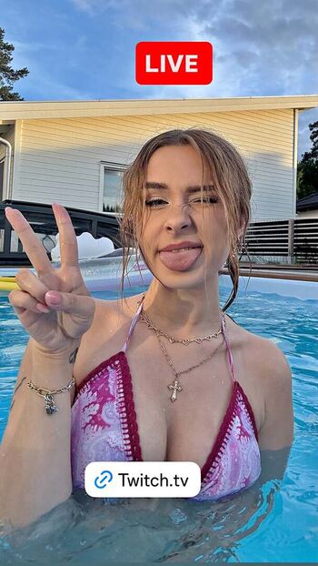 Full leaked Yaboielina page private onlyfans photo