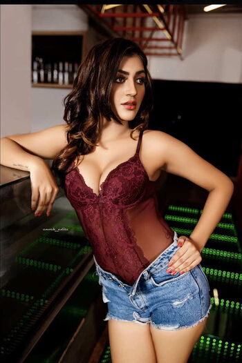 Full leaked Yashika anand private onlyfans photo