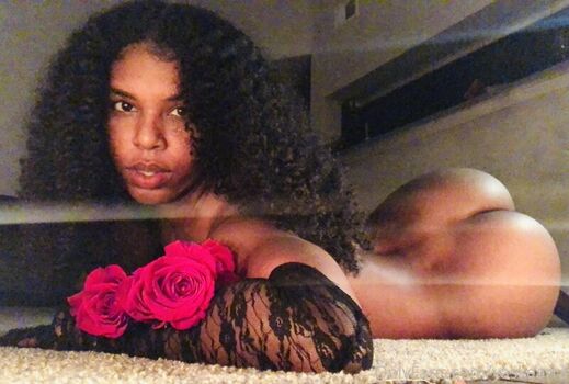 Full leaked Yasmeen kearra page private onlyfans photo