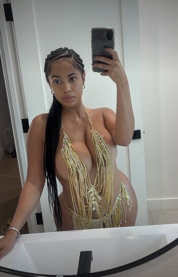 Full leaked Yasmine lopez private onlyfans photo