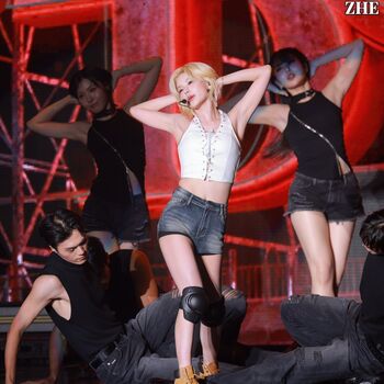 Full leaked Ella christo/ private onlyfans photo