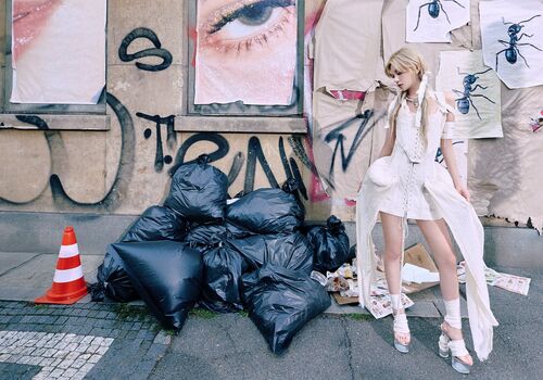 Full leaked Who is this / private onlyfans photo