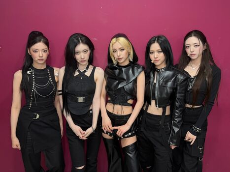 Full leaked Angelzfal/ private onlyfans photo