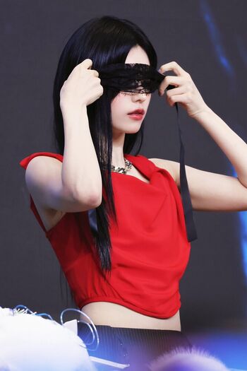 Full leaked Slayyyter/ private onlyfans photo