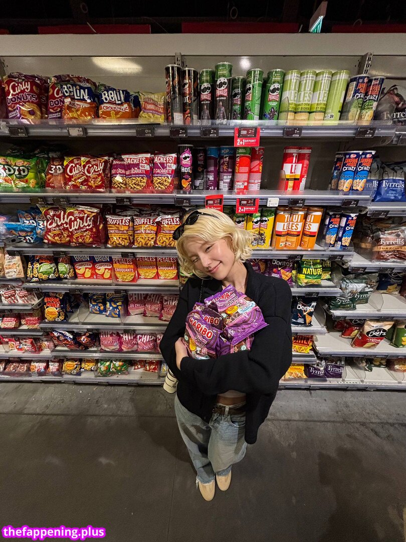 Full leaked Photos/n/e/newmakeupgoddess//newmakeupgoddess  s.jpg private onlyfans photo