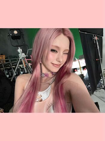 Full leaked Yeji private onlyfans photo